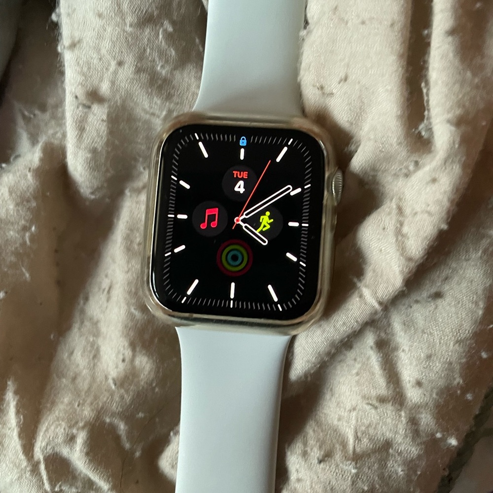 Apple Watch SE Silver Aluminum
